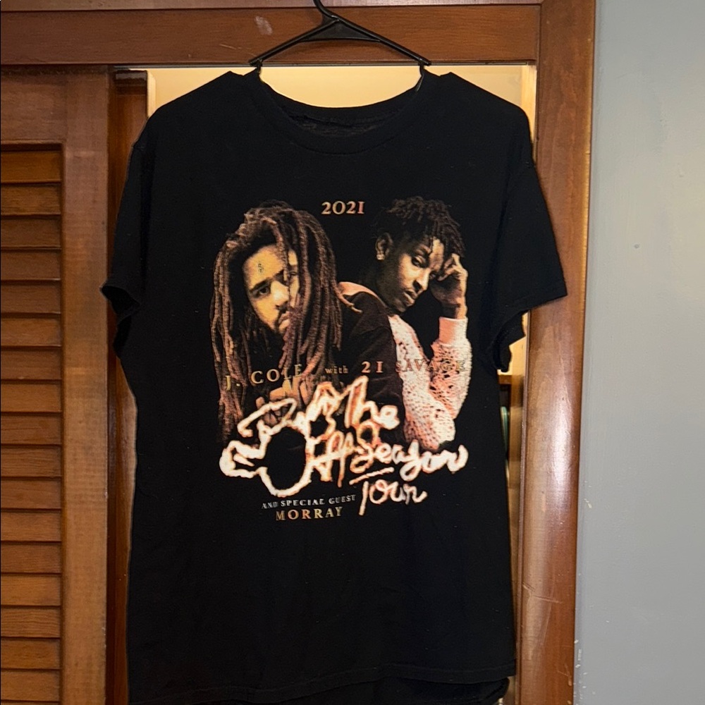 Black Graphic Men's T-Shirt